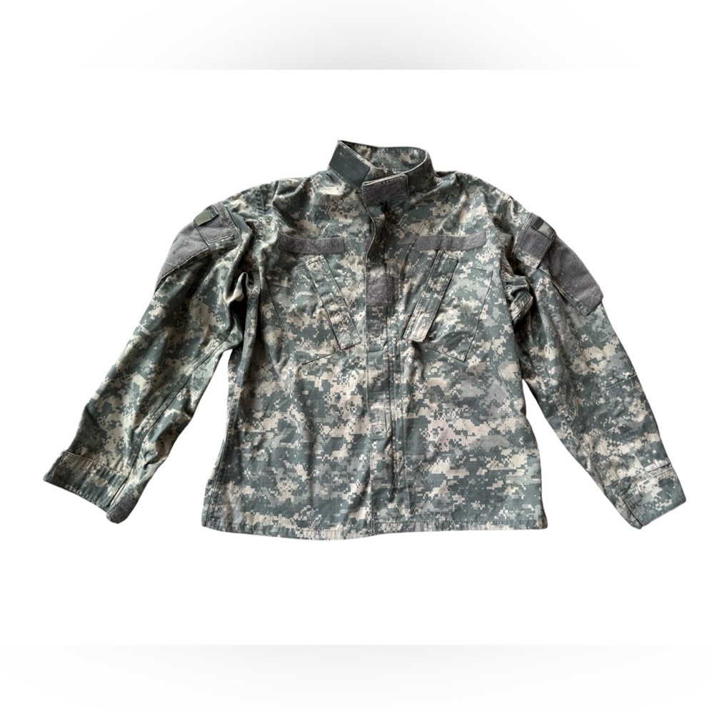 US Army ACU Digital Camo Combat Jacket Mens Small Short Military Field Coat